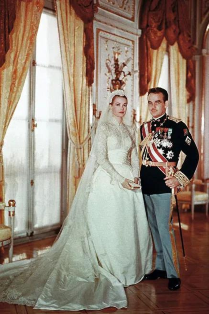 grace kelly abito da sposa, abito da sposa senza tempo, abiti da sposa classici, abiti da sposa che hanno fatto la storia